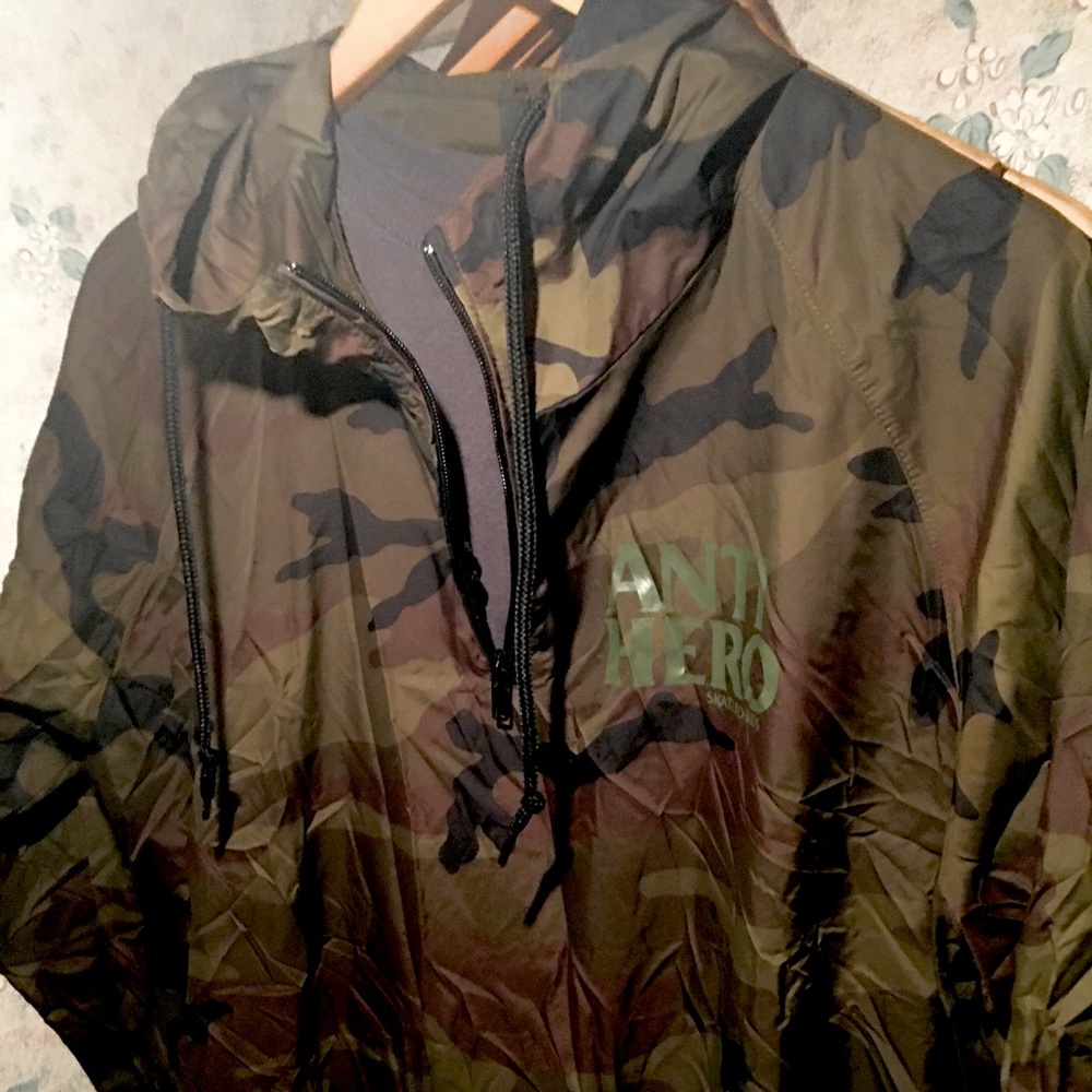 Loser machine windbreaker